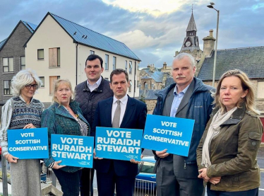 Robert Jenrick MP out campaigning with Councillor Ruraidh Stewart